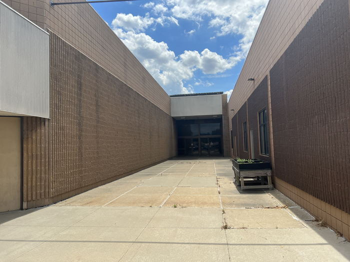 Hampton Towne Centre (Hampton Square Mall) - July 31 2022 (newer photo)